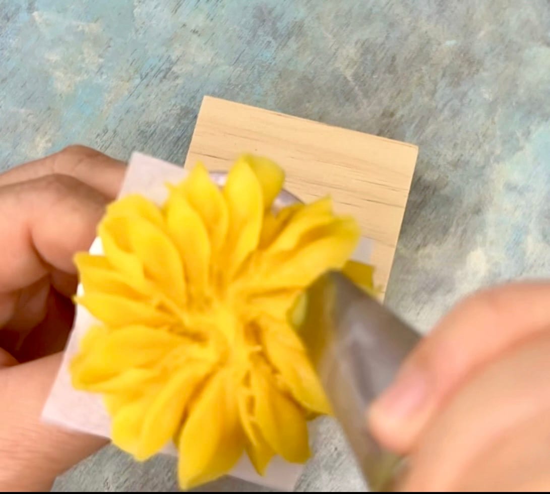 餡フラワーソルギ　制作中